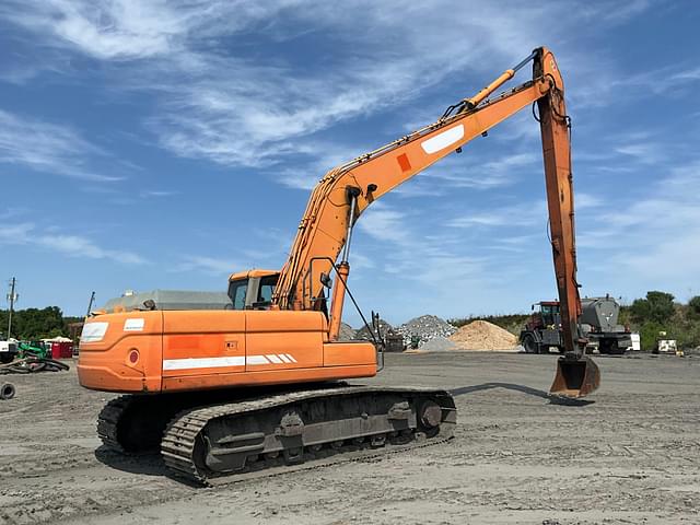 Image of  Doosan DX300LC equipment image 4