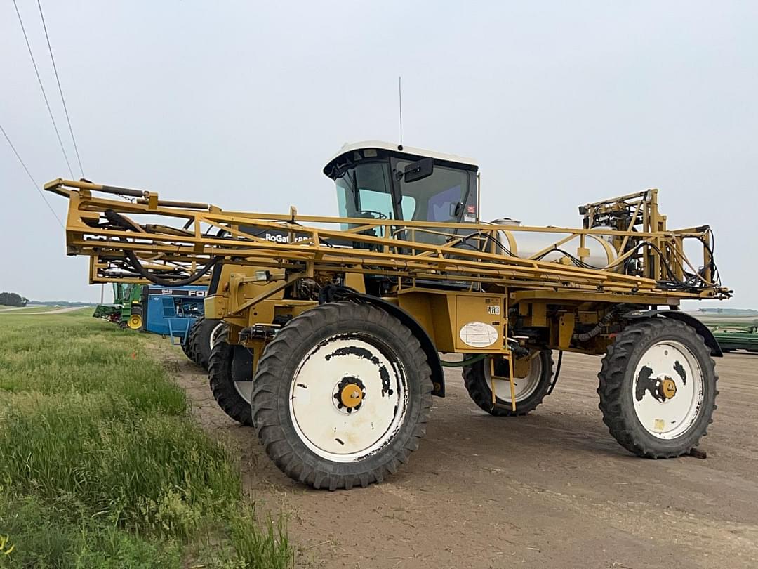 Image of Ag-Chem RoGator 854 Primary image