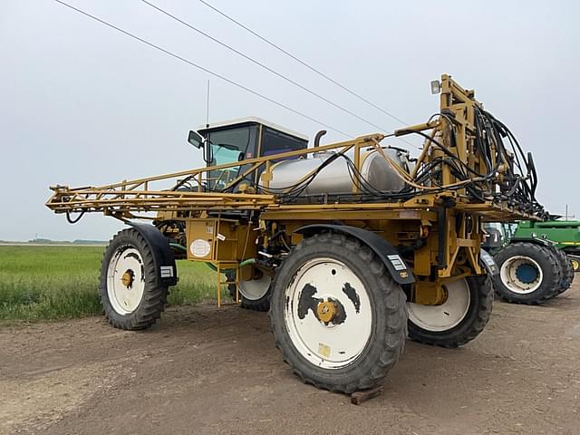 Image of Ag-Chem RoGator 854 equipment image 2