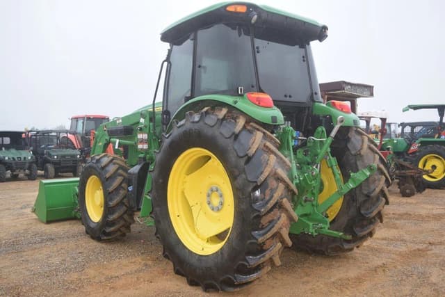 Image of John Deere 6105E equipment image 1