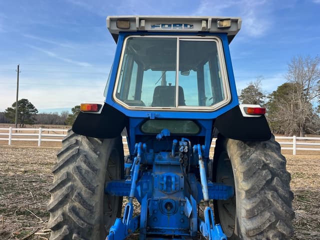 Image of Ford TW-25 equipment image 1