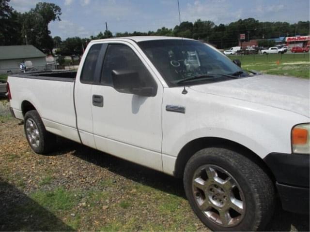 Image of Ford F-150 equipment image 2