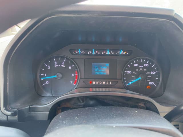 Image of Ford F-250 equipment image 3