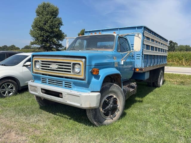 Image of Chevrolet C65 equipment image 1