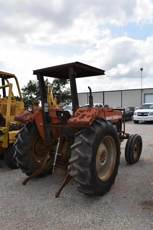 Image of Massey Ferguson 231 equipment image 2