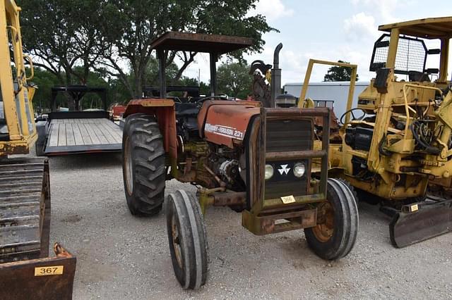 Image of Massey Ferguson 231 equipment image 1