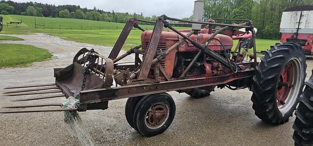 Image of Farmall M equipment image 1