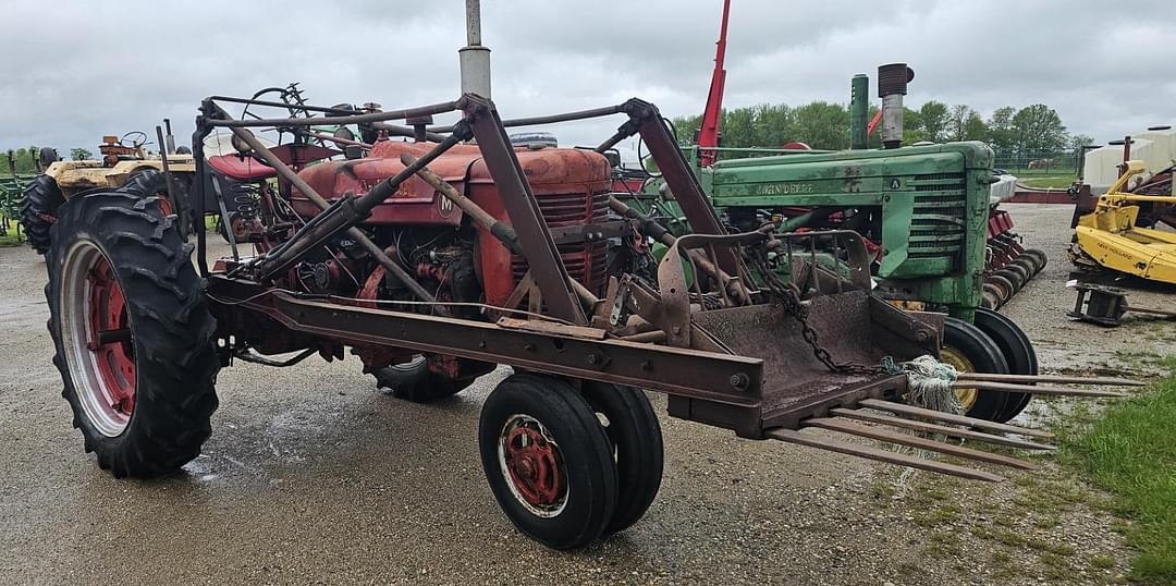 Image of Farmall M Primary image