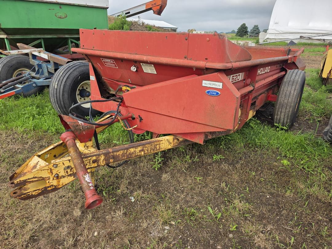 Image of New Holland 520 Primary image