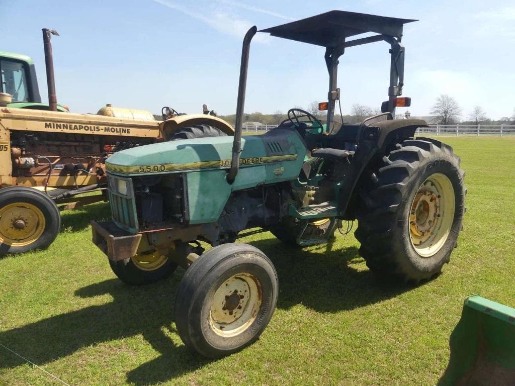 Image of John Deere 5500 Primary image