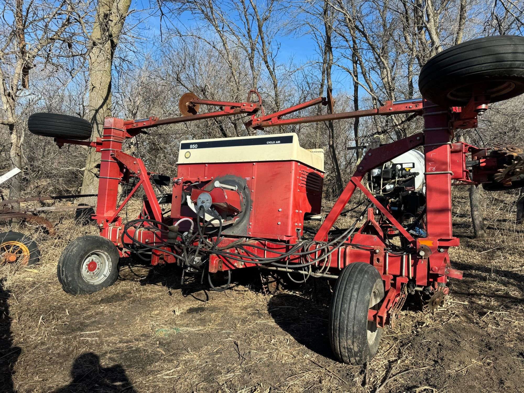 Case IH 950 Cyclo Air Equipment Image0