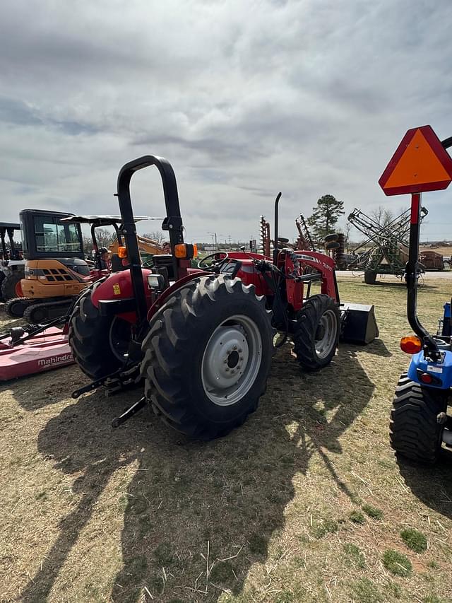 Image of Massey Ferguson 2615 equipment image 3