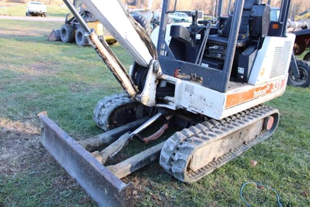 Image of Bobcat 331 equipment image 2