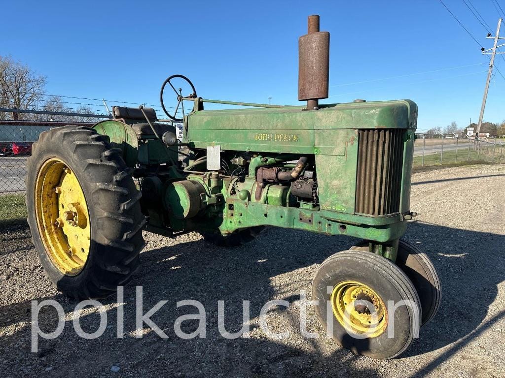 Main image John Deere 70