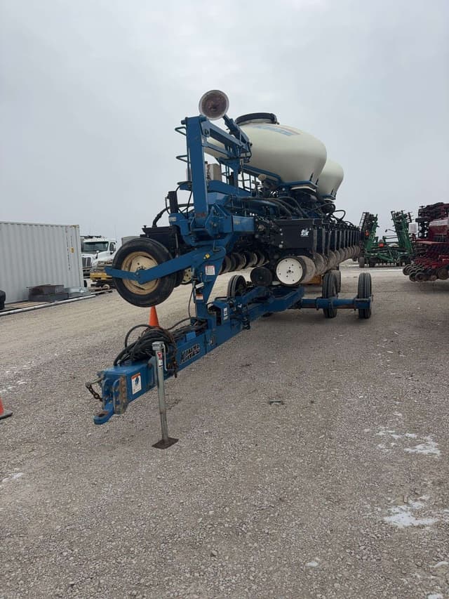 Image of Kinze 3660ASD equipment image 1