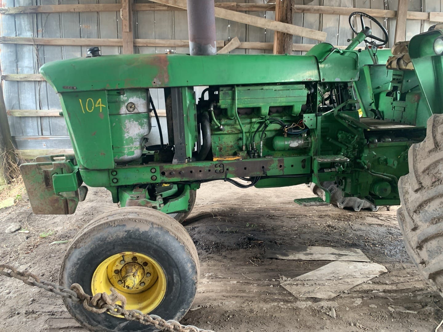 John Deere 4620 Equipment Image0