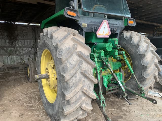 Image of John Deere 4630 equipment image 3