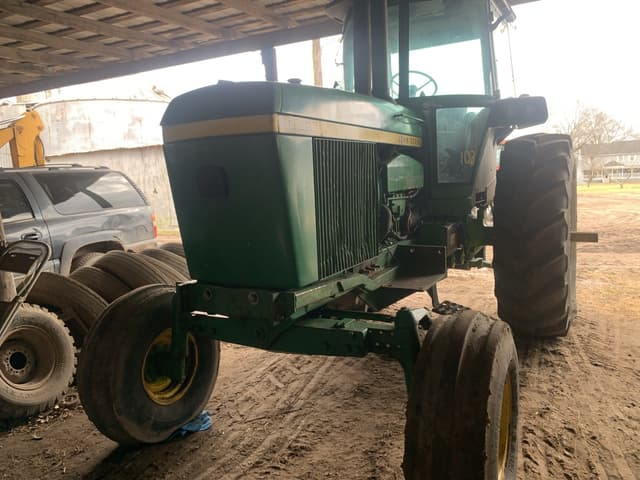 Image of John Deere 4630 equipment image 2