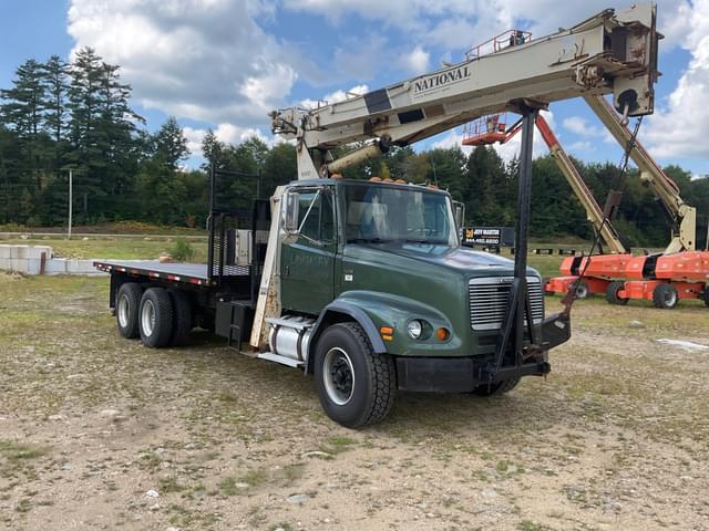 Image of Freightliner FL112 equipment image 2