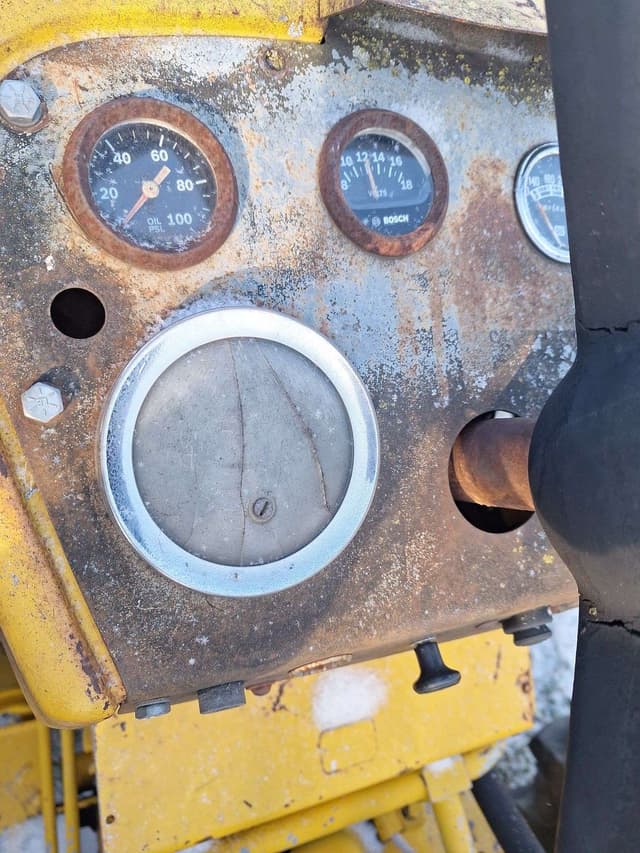 Image of International Harvester 460 equipment image 3