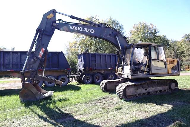 Image of Volvo EC160C equipment image 3