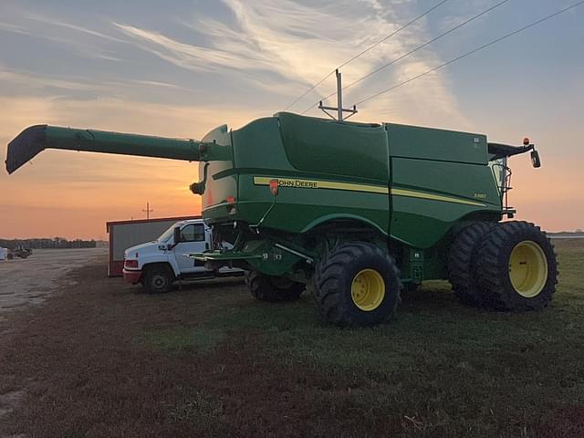 Image of John Deere S680 equipment image 3