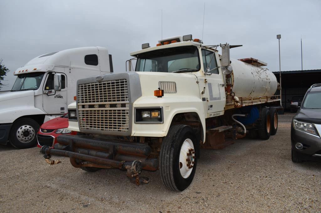 Image of Ford LTL9000 Primary image