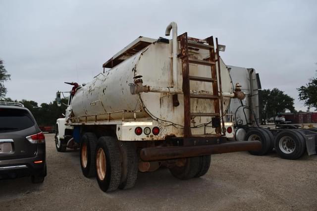 Image of Ford LTL9000 equipment image 3