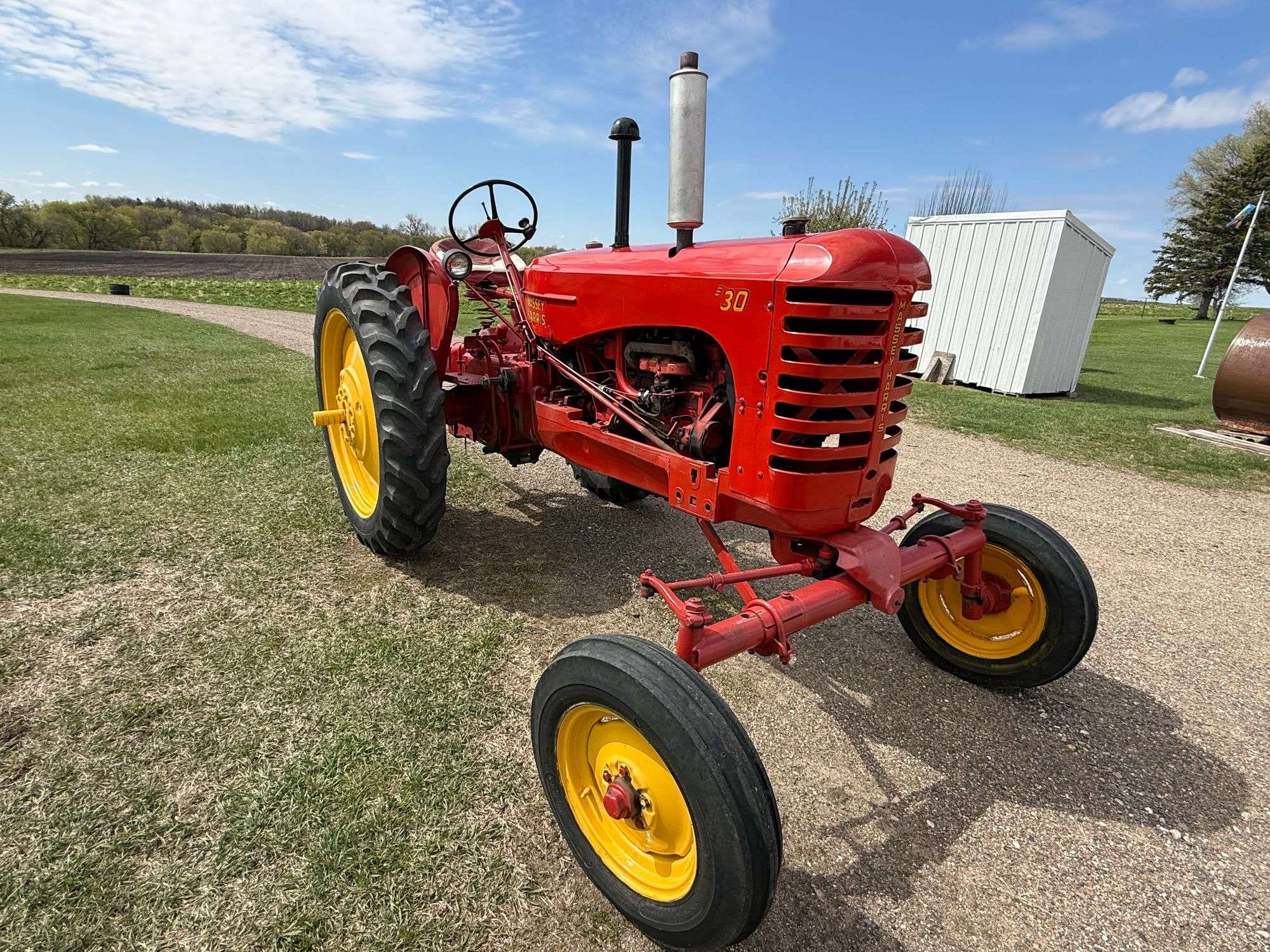 1948 Massey-Harris 30 Equipment Image0