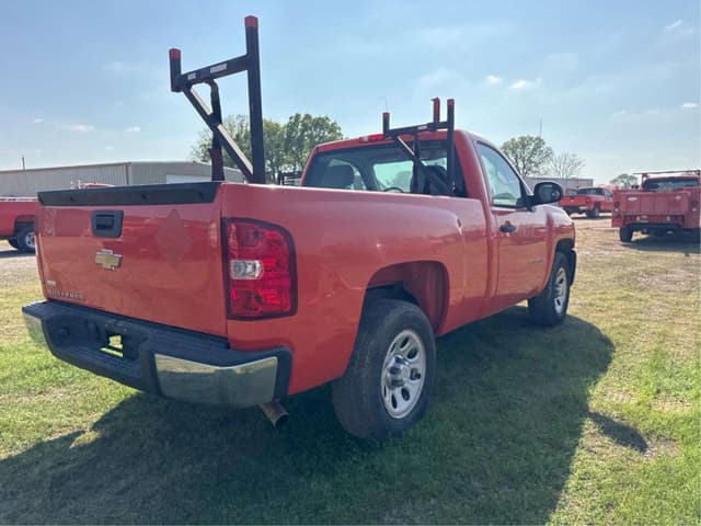 Image of Chevrolet 1500 equipment image 4