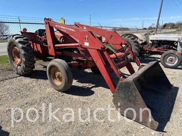 Main image International Harvester 464