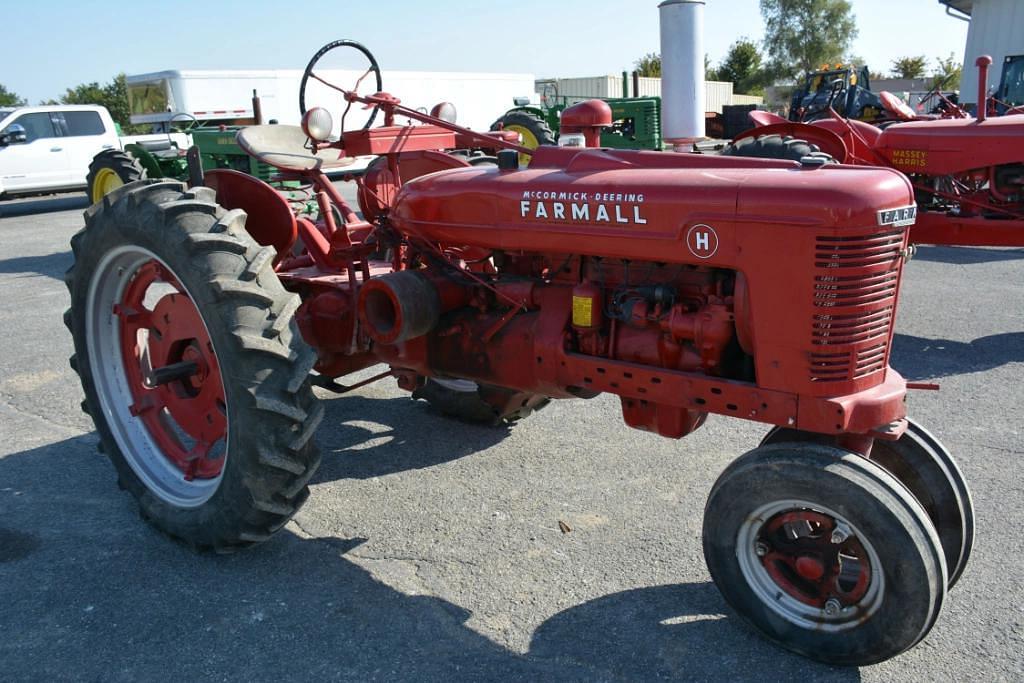 Image of Farmall H Primary image