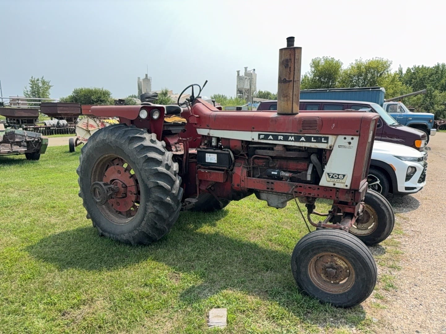 Farmall 706 Equipment Image0