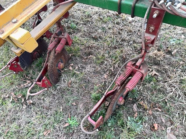 Image of Unverferth Ripper-Stripper 332 equipment image 4