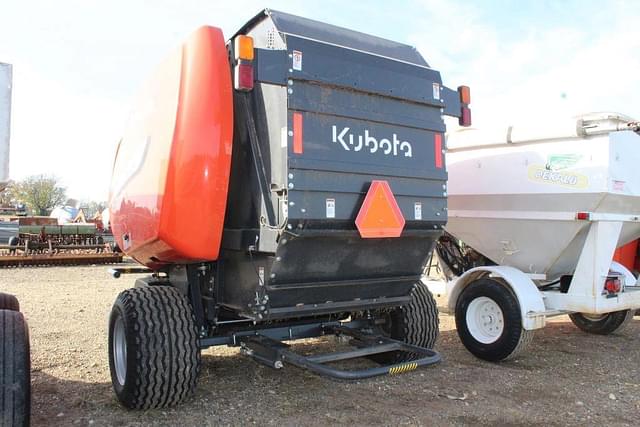 Image of Kubota BV4180 equipment image 2