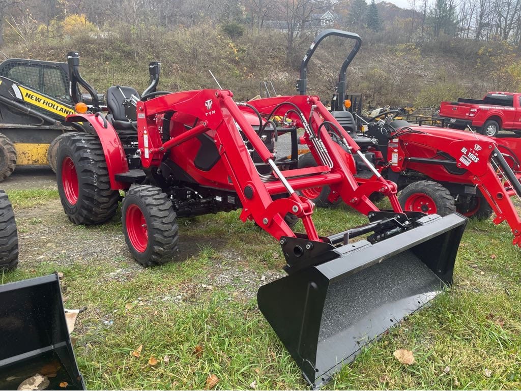 2023 TYM 2515H Equipment Image0