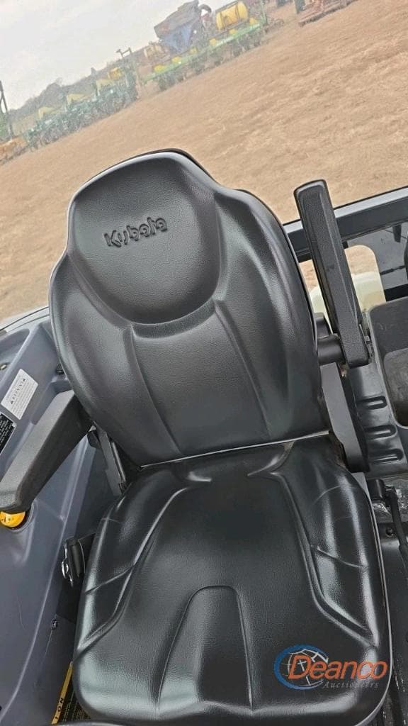 Image of Kubota L6060 equipment image 4