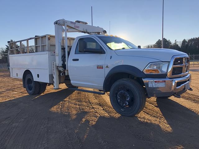 Image of Dodge Ram 5500 equipment image 3