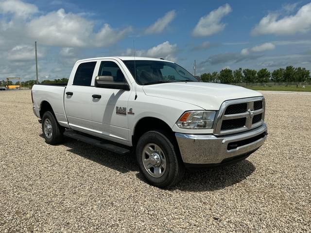 Image of Dodge Ram 2500 equipment image 2
