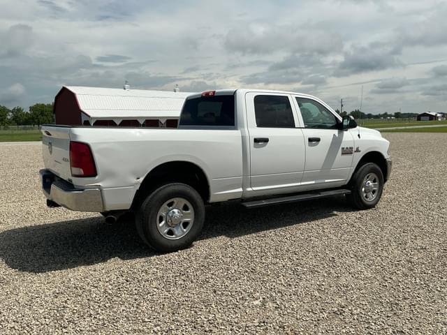 Image of Dodge Ram 2500 equipment image 4