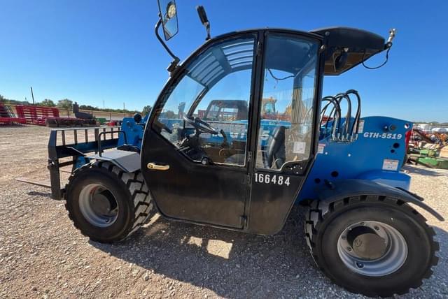 Image of Genie GTH-5519 equipment image 2