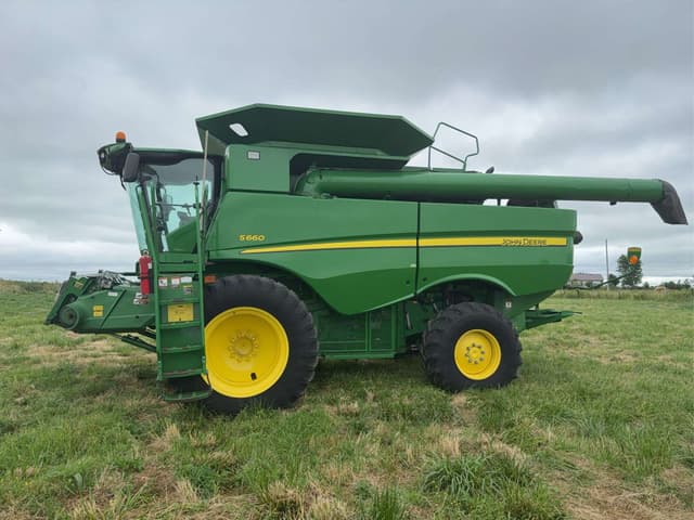 Image of John Deere S660 equipment image 1
