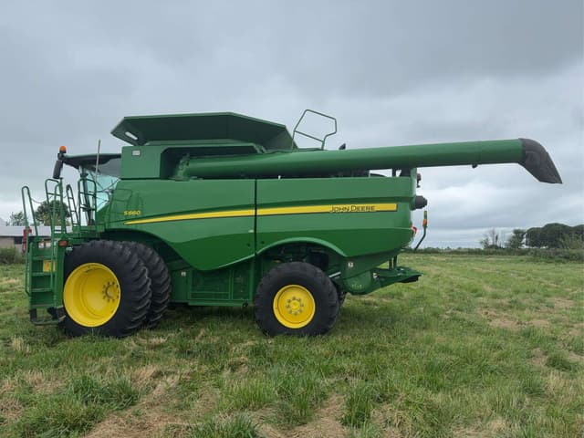 Image of John Deere S660 equipment image 2