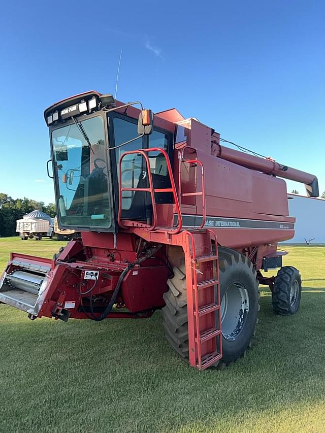 Image of Case IH 1688 equipment image 3