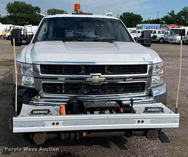 Image of Chevrolet 3500HD equipment image 1