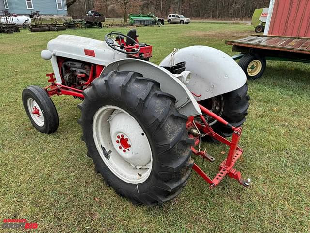 Image of Ford 800 equipment image 1