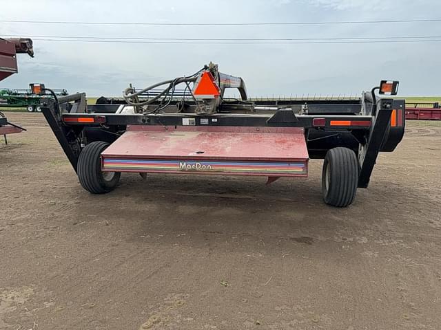 Image of MacDon 5020 equipment image 3