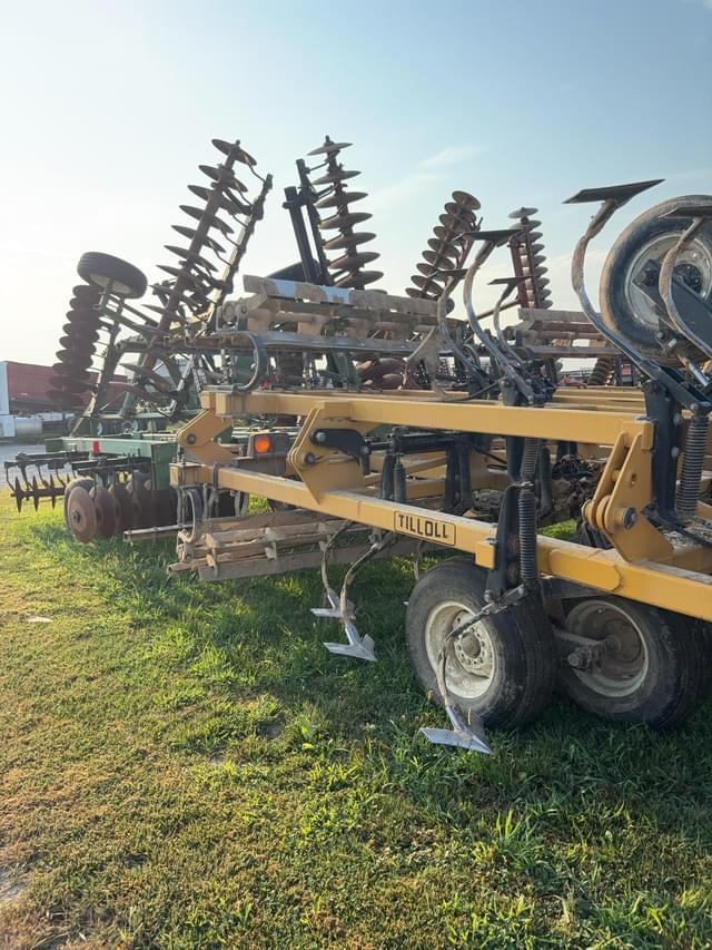 Image of Landoll 875 equipment image 2