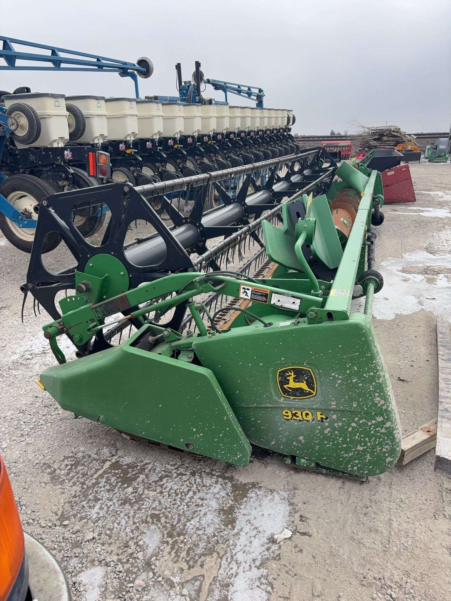 John Deere 930F Equipment Image0