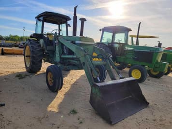 Main image John Deere 4430